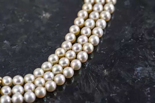 Three-row Pearl Necklace massive jewelry clasp with 23 Diamonds yellow gold photo 2