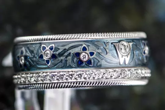 Wellendorff Ring with Diamonds Blueberries Ring size 57 photo 3