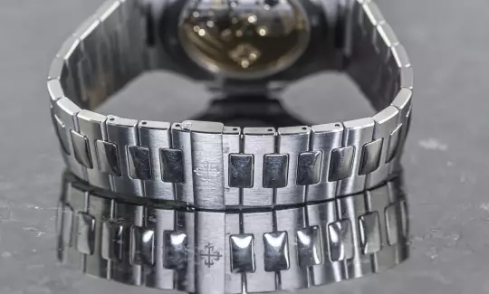 Patek Philippe Nautilus 5711 white dial Full Set 2019 calibre 26-330 photo 10