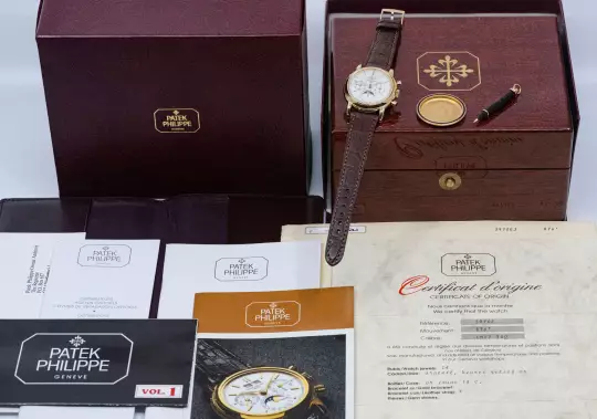 Patek Philippe Perpetual Calendar Chronograph 3970 3. Series Full Set photo 2