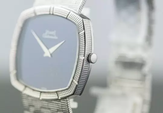 Piaget TV Screen Clous De Paris very rare 12427 A 4 Lapis Lazuli dial white gold photo 15