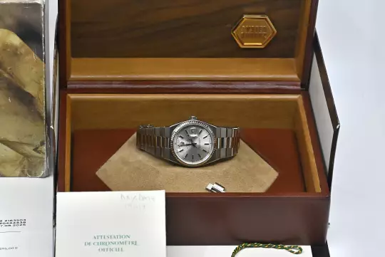 Rolex very rare Day-Date Oysterquartz 19019 white gold Collectors Full Set photo 16