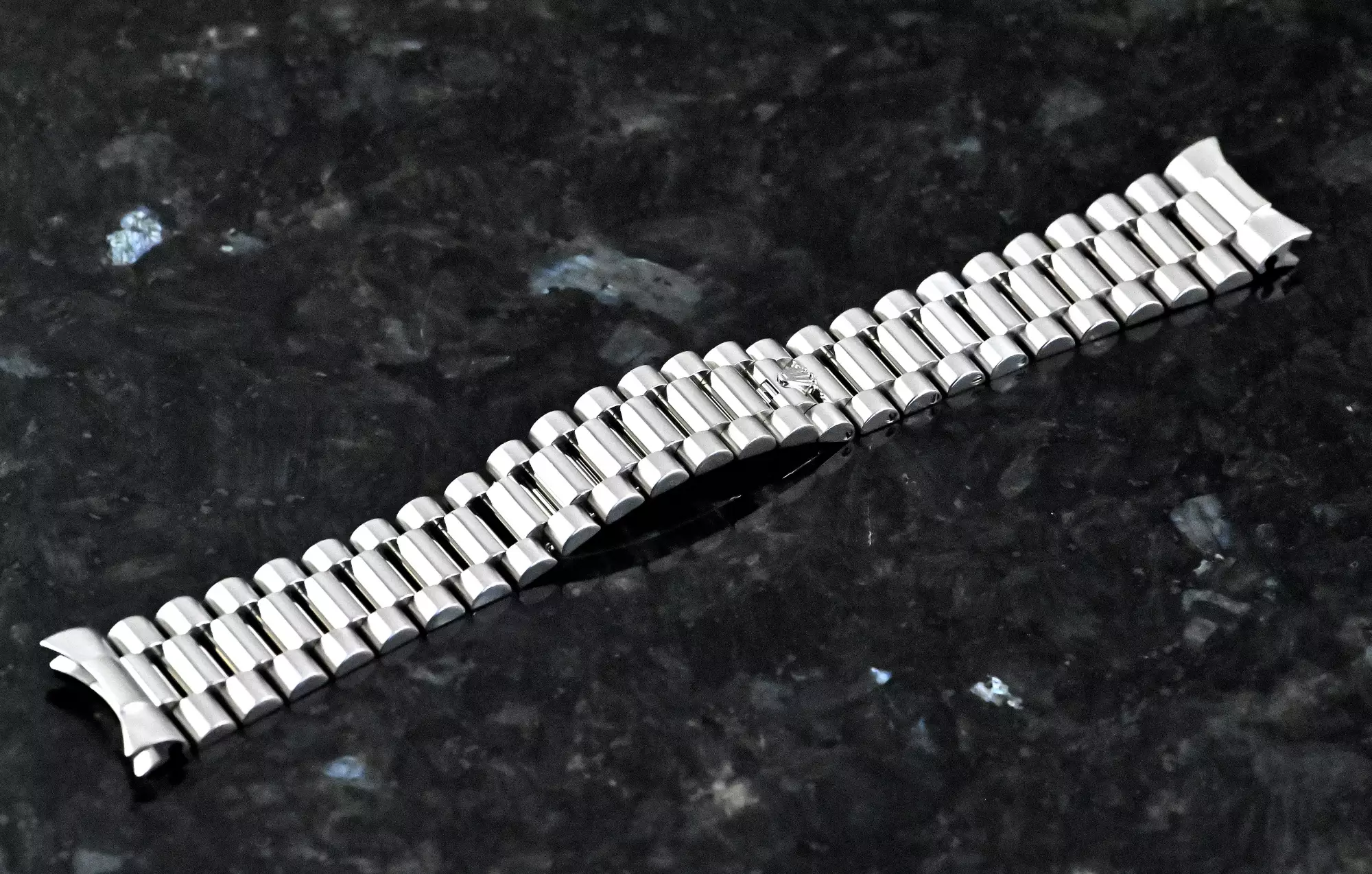 Rolex President Bracelet Day-Date 2 for the Ref. 218239 white gold 22 links