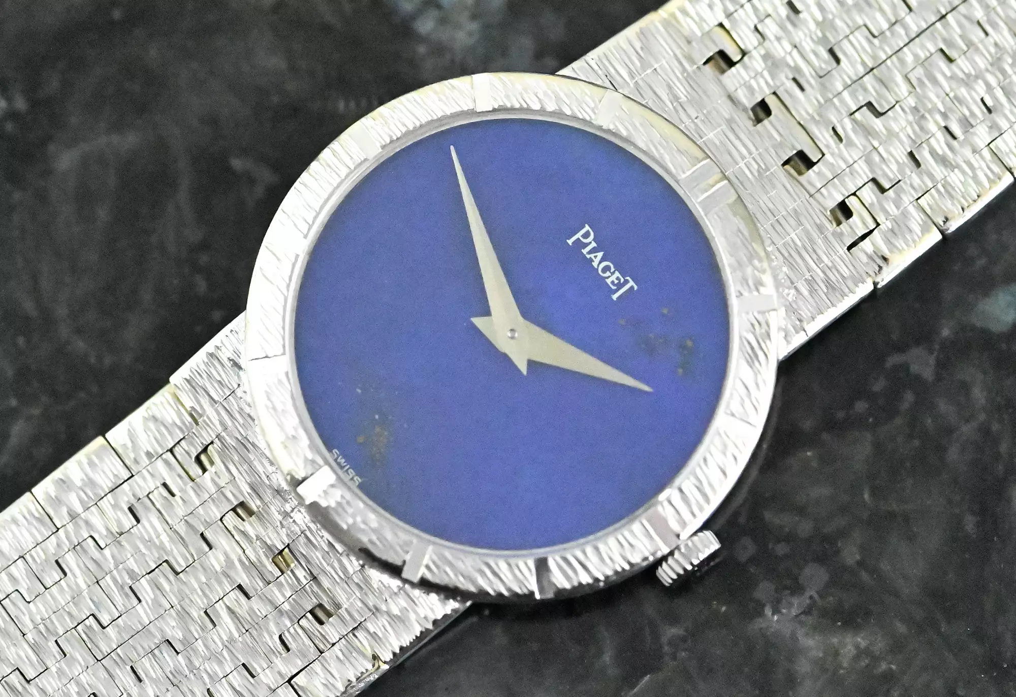 Piaget rare Vintage Dress Watch 9701 A 6 Lapislazuli dial white gold