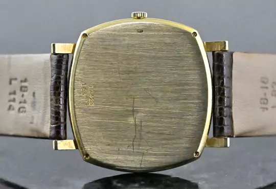 Piaget rare Vintage TV Screen Date 13423 Automatic yellow gold photo 4