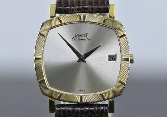 Piaget rare Vintage TV Screen Date 13423 Automatic yellow gold photo 6