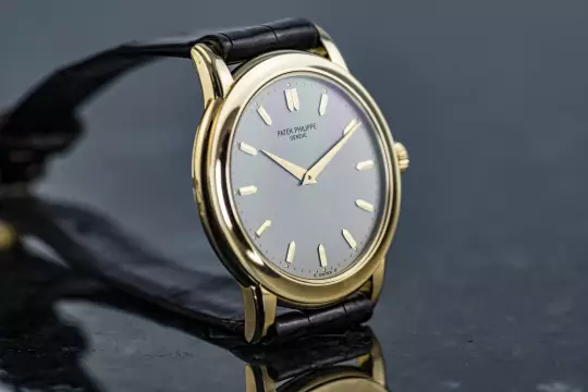 Patek Philippe Calatrava 5032 yellow gold double sealed Patek Service May 2026 photo 15