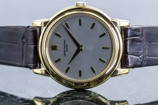 Patek Philippe Calatrava 5032 yellow gold double sealed Patek Service May 2026 photo 16
