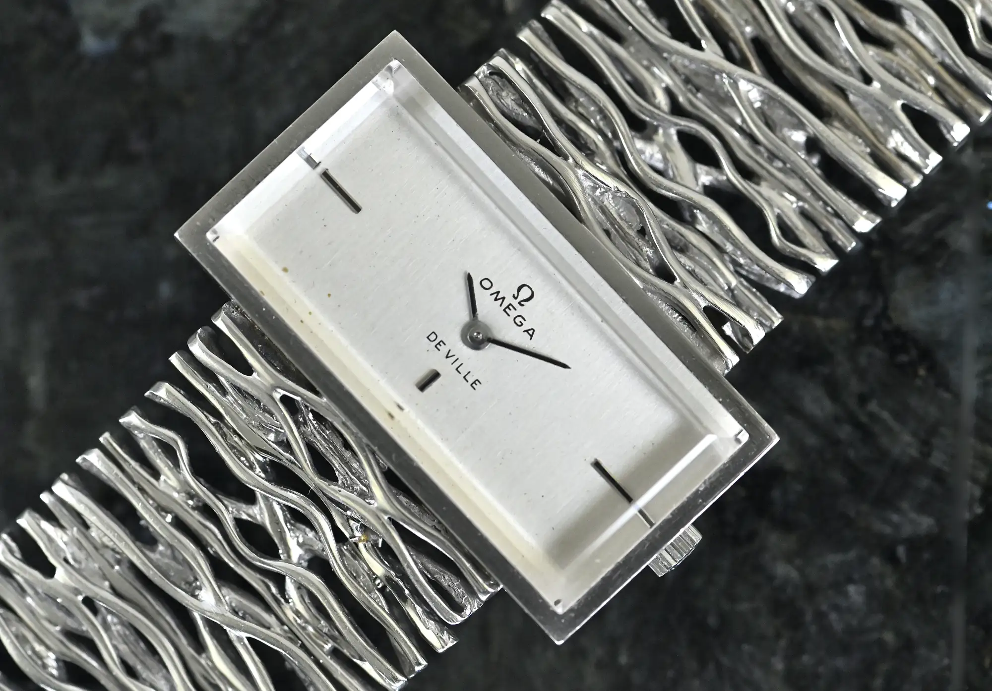 Omega Vintage De Ville 8270 Andrew Grima Time in Style white gold orig. bracelet